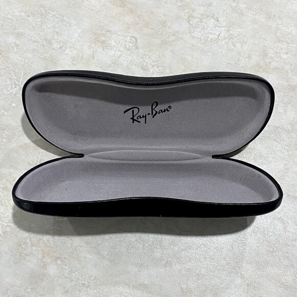 Ray Ban Universal Black Small Hard Case for Sunglasses or eyeglasses - Picture 2 of 8